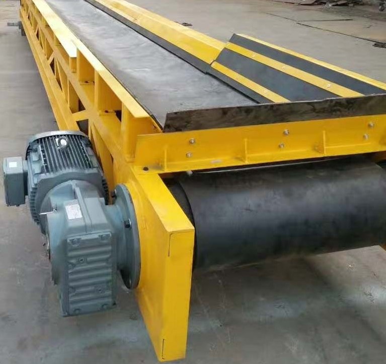 大傾角輸送機.jpg 大傾角輸送機.jpg