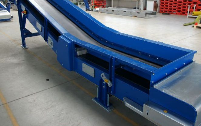 皮帶輸送機.jpg 皮帶輸送機.jpg